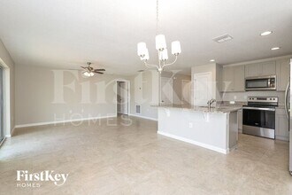 163 Southern Breeze Lp in Winter Haven, FL - Building Photo - Building Photo