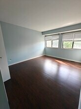 1410 N Whispering Springs Cir in Palatine, IL - Building Photo - Building Photo