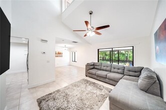 1659 SW Crossing Cir in Palm City, FL - Building Photo - Building Photo