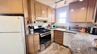 2122 Sacramento St, Unit Upper in Berkeley, CA - Building Photo - Building Photo