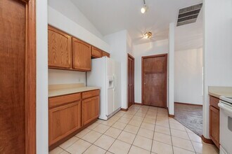 2391 Sweetwater Blvd in St. Cloud, FL - Building Photo - Building Photo