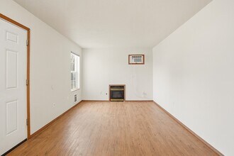 13221 E 31st Ct in Spokane Valley, WA - Building Photo - Building Photo