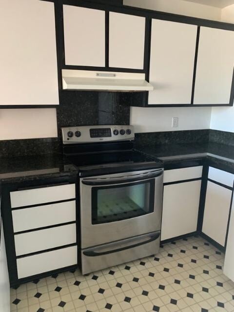 property at 3250 Ashford St