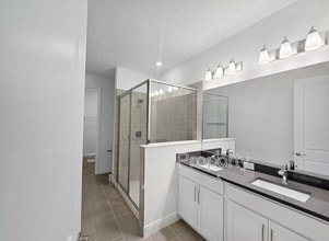 9250 Gulf Hvn Dr in Parrish, FL - Building Photo - Building Photo