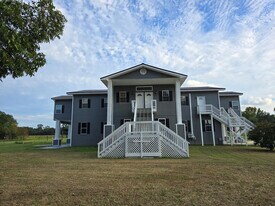 900 Race Track Rd in Sumter, SC - Building Photo