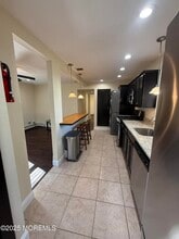 9 Main St in Manasquan, NJ - Building Photo - Building Photo