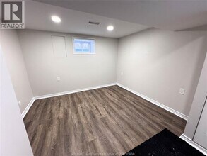1605 Dougall Ave in Windsor, ON - Building Photo - Building Photo