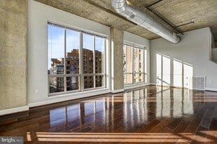 301 Massachusetts Ave NW in Washington, DC - Building Photo