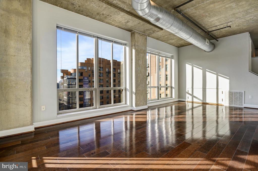 301 Massachusetts Ave NW in Washington, DC - Building Photo