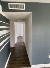 4164 Inverrary Dr, Unit 301 in Lauderhill, FL - Building Photo - Building Photo