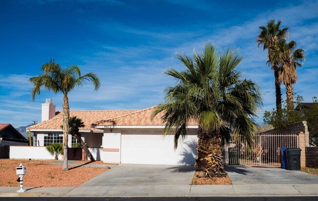 property at 9673 Vista Del Valle