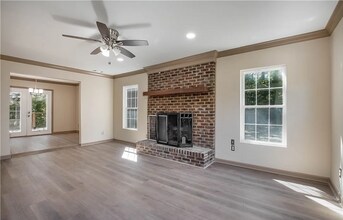 5211 Briarcliff Dr in Northport, AL - Building Photo - Building Photo