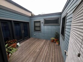 721 Pomona Ave, Unit Modern, Light-Filled in El Cerrito, CA - Building Photo