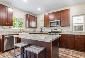 884 Salinas Ave in Templeton, CA - Building Photo - Building Photo
