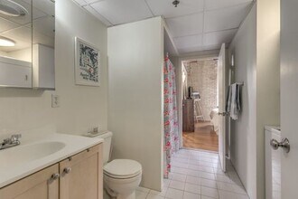 43 Charlton St-Unit -B205 in Everett, MA - Building Photo - Building Photo