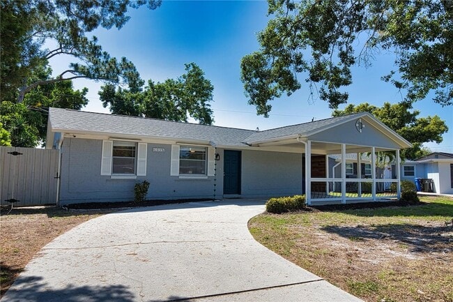 1056 Venetian Pkwy in Venice, FL - Building Photo - Building Photo
