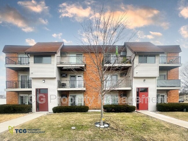 property at 2406 Marquette Rd