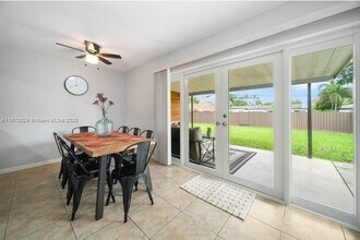 1769 NE 45th St in Oakland Park, FL - Building Photo - Building Photo