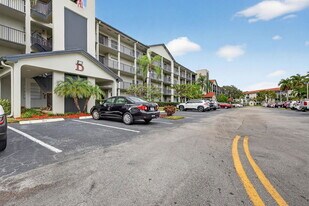 12950 SW 13th St in Pembroke Pines, FL - Building Photo