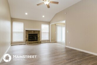 9821 W 51st St in Shawnee, KS - Building Photo - Building Photo