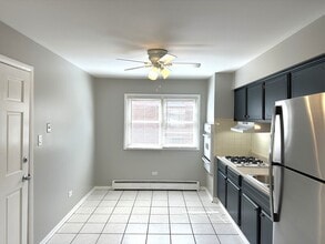 20 N Garfield St in Lombard, IL - Building Photo - Building Photo