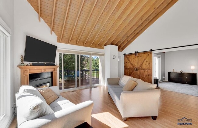 1C Glendale Ln in Rapid City, SD - Foto de edificio - Building Photo