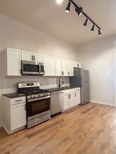 2326 Sarah St in Pittsburgh, PA - Building Photo - Building Photo