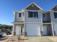 404 W 1325 N in Cedar City, UT - Foto de edificio - Building Photo