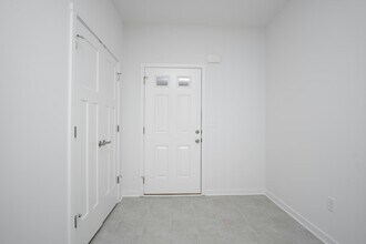 2930 Branoch Dr in Grove City, OH - Building Photo - Building Photo