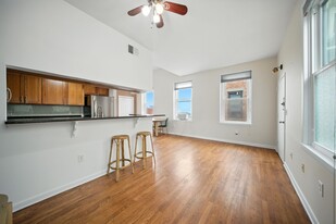 187 WAYNE St, Unit 415C in Jersey City, NJ - Building Photo