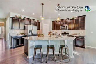 15429 Topanga Dr in Charlotte, NC - Building Photo - Building Photo