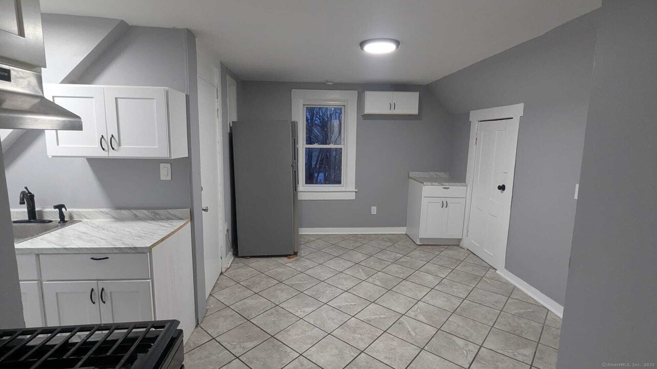 117 Clay St-Unit -3 in New Haven, CT - Building Photo