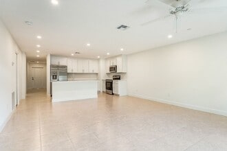 1853 22nd Ave in Vero Beach, FL - Building Photo - Building Photo