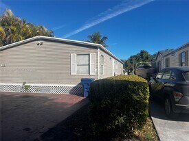 19800 180 in Quail Heights, FL - Building Photo