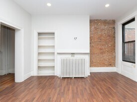 289 Meridian St, Unit #2 in Boston, MA - Building Photo