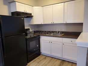 9117 Chesapeake Blvd in Norfolk, VA - Building Photo - Building Photo