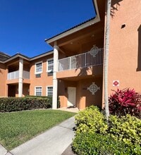 8305 Mulligan Cir in Port St. Lucie, FL - Building Photo - Building Photo