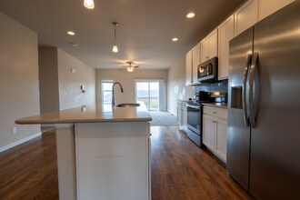 1606 Grand Overlook St in Colorado Springs, CO - Building Photo - Building Photo