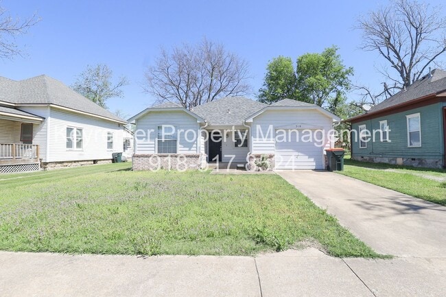 318 E Will Rogers Blvd in Claremore, OK - Building Photo - Building Photo