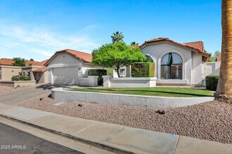 10102 E Dreyfus Ave in Scottsdale, AZ - Building Photo - Building Photo