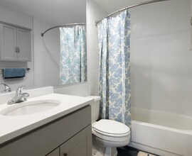 56 Saint Botolph St, Unit 3 in Boston, MA - Building Photo - Building Photo