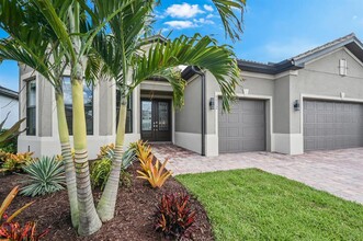 9512 Greyhawk Trl in Naples, FL - Building Photo - Building Photo