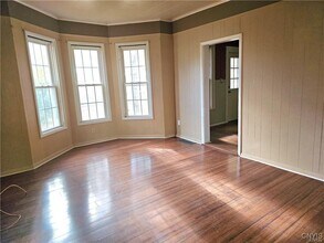 305 Highland Ave in East Syracuse, NY - Building Photo - Building Photo