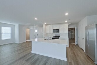 125 Overstreet Way in Springfield, GA - Foto de edificio - Building Photo