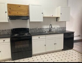 109 East St in Kinston, NC - Building Photo