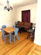 393 South St in Plainville, MA - Building Photo - Building Photo