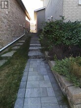 53 Boulder Crescent in Guelph, ON - Building Photo - Building Photo