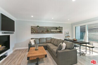 1228 18th St in Santa Monica, CA - Building Photo - Building Photo