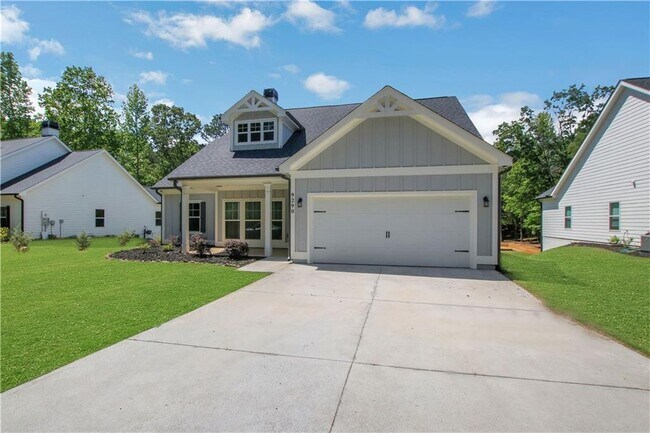 9290 Long Hollow Rd in Gainesville, GA - Building Photo - Building Photo