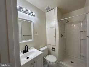 10458 Damascus Park Ln in Damascus, MD - Building Photo - Building Photo